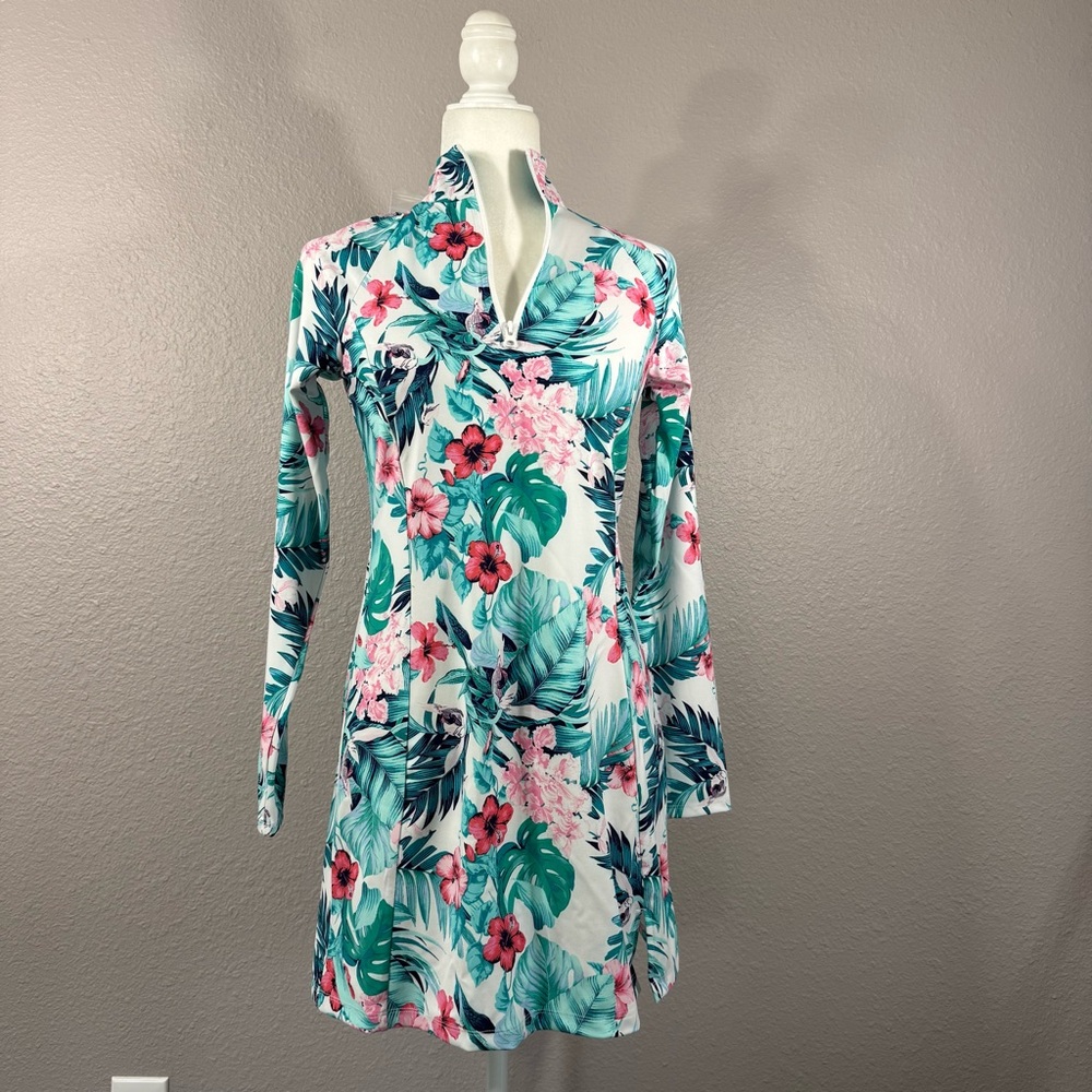 NWT Tommy Bahama Womens XS Golf Tennis Athletic Dress‎ Shorts Floral Long Sleeve